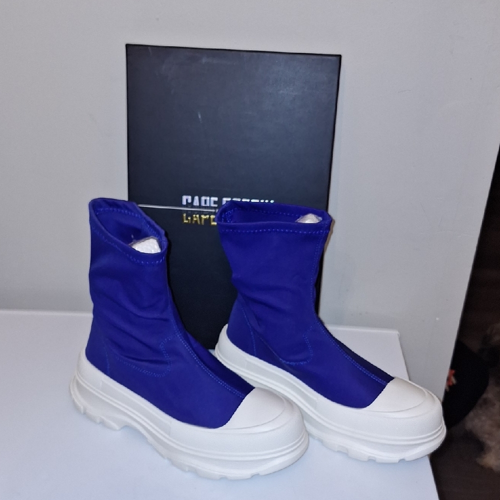 Cape Robbin Blue and White Women's Sneakers